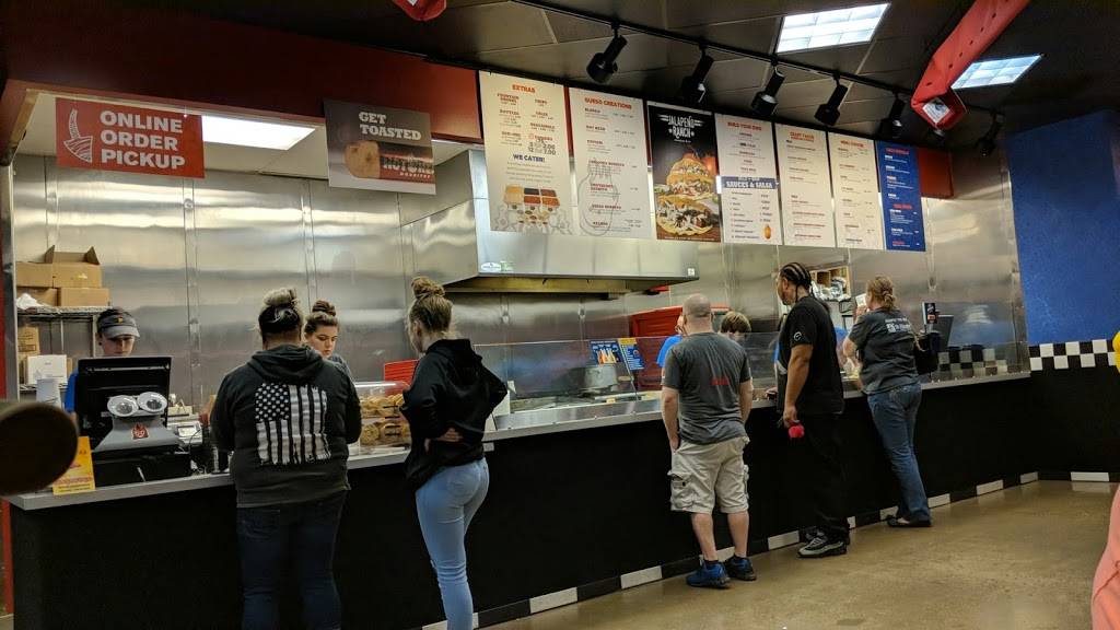 Hot Head Burritos | restaurant | 3585 S Dixie Hwy, Middletown, OH 45005, USA | 5132177242 OR +1 513-217-7242