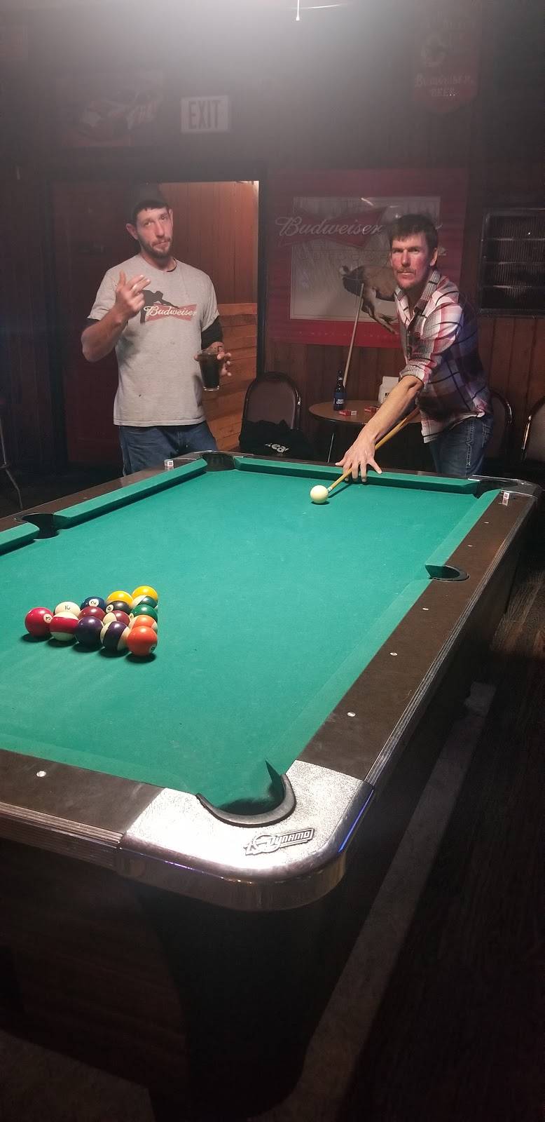 Auxvasse Bar & Grill | restaurant | 105 S Main St, Auxvasse, MO 65231, USA | 5733863636 OR +1 573-386-3636