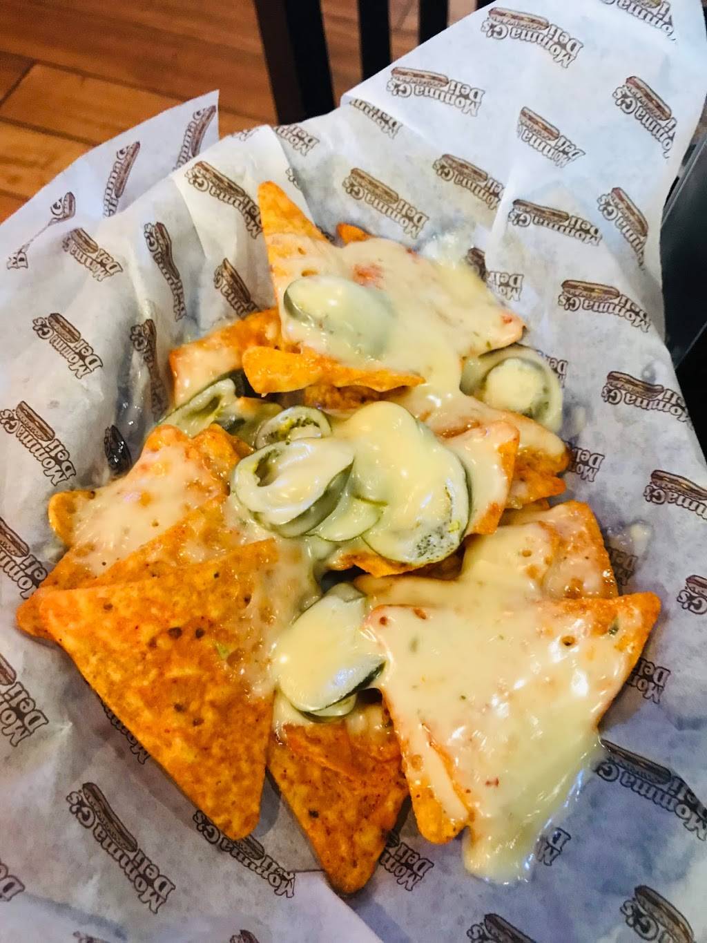 Momma Goldbergs Deli | restaurant | 133 W Longleaf Dr, Auburn, AL 36832, USA | 3348212888 OR +1 334-821-2888