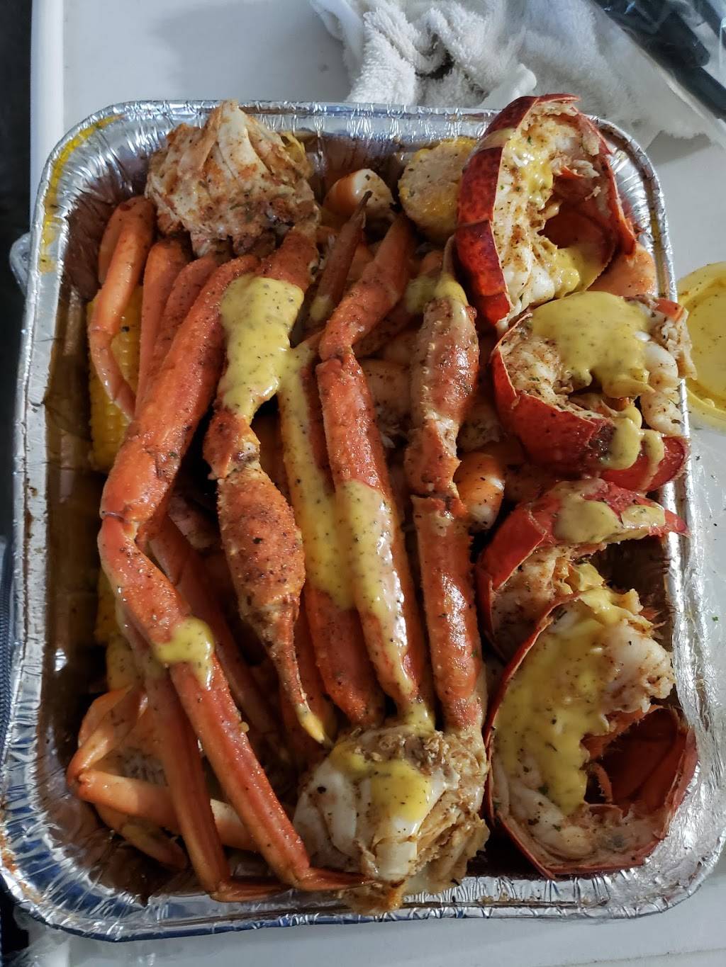 Drop by The River Seafood | restaurant | 1130 Person St, Fayetteville, NC 28312, USA | 9109203694 OR +1 910-920-3694