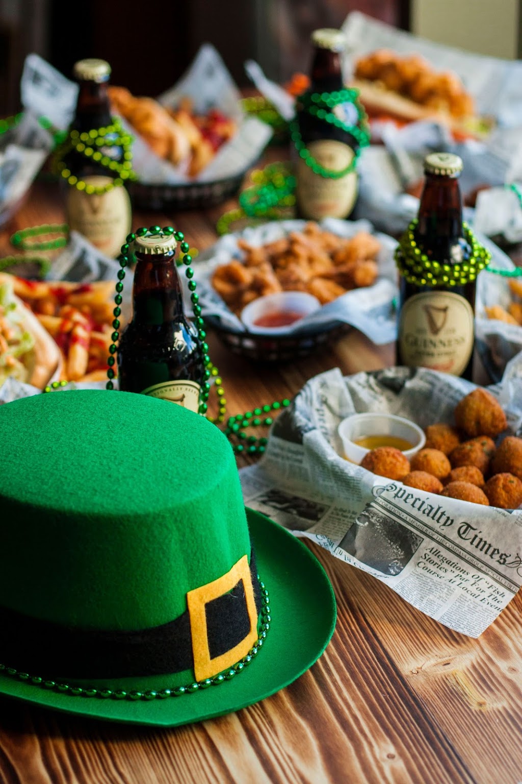 Hook & Reel Cajun Seafood & Bar | restaurant | 133-40 79th St, Queens, NY 11414, USA | 7186736207 OR +1 718-673-6207