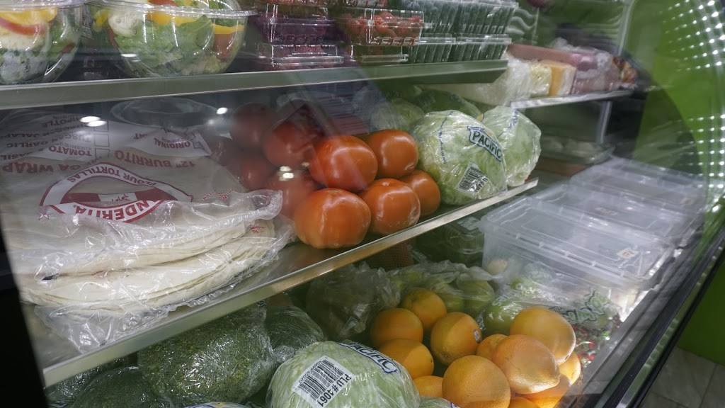 Anarosy Juice bar | restaurant | 962 E 167th St, Bronx, NY 10459, USA | 3474472135 OR +1 347-447-2135