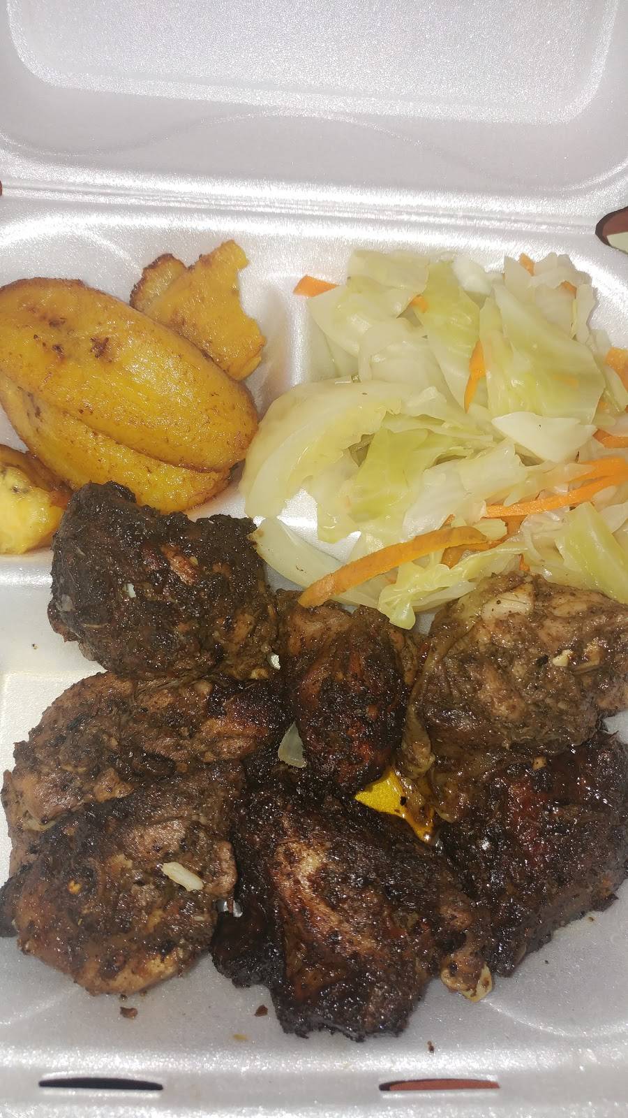 Sylvias Cafe | restaurant | 14124-A NW 27th Ave, Opa-locka, FL 33054, USA | 7866159500 OR +1 786-615-9500