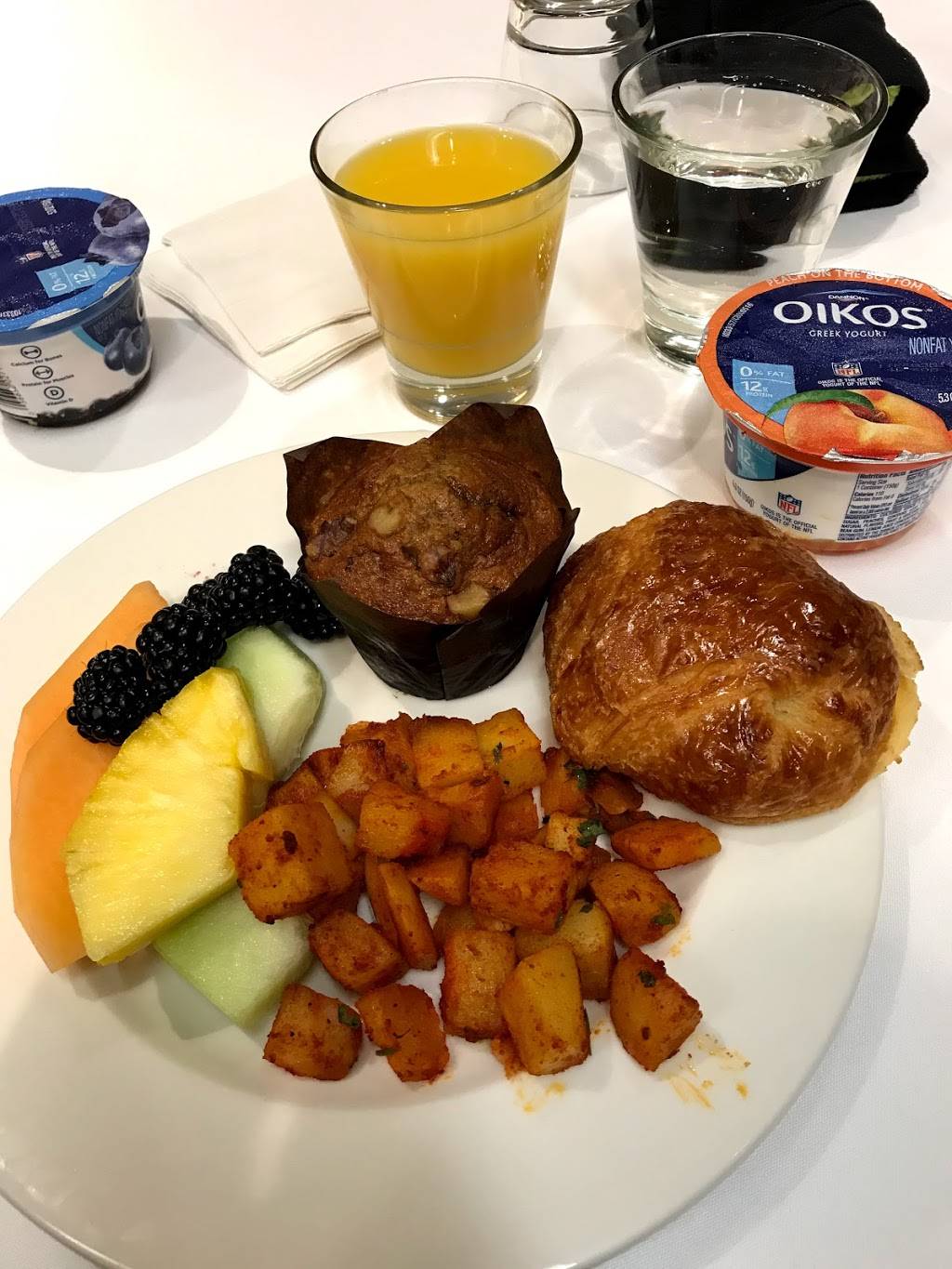 Hyatt Regency Greenwich | restaurant | Old Greenwich Ln, Riverside, CT 06878, USA | 2036371234 OR +1 203-637-1234