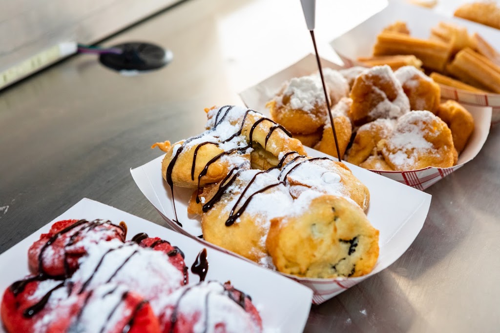 Decadent Flavor | restaurant | 9148 Louisiana St Unit E, Merrillville, IN 46410, USA | 3127021491 OR +1 312-702-1491