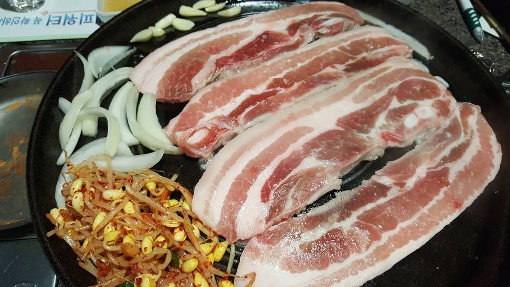 Toad House | restaurant | 4503 Beverly Blvd, Los Angeles, CA 90004, USA | 3234607037 OR +1 323-460-7037