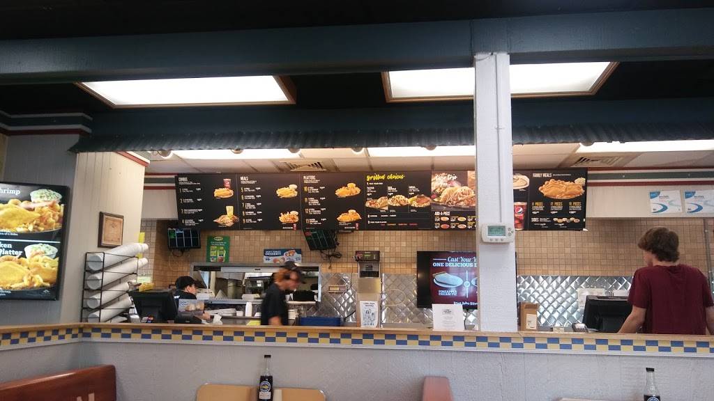 Long John Silvers | restaurant | 211 Forks of the River Pkwy, Sevierville, TN 37862, USA | 8654280717 OR +1 865-428-0717