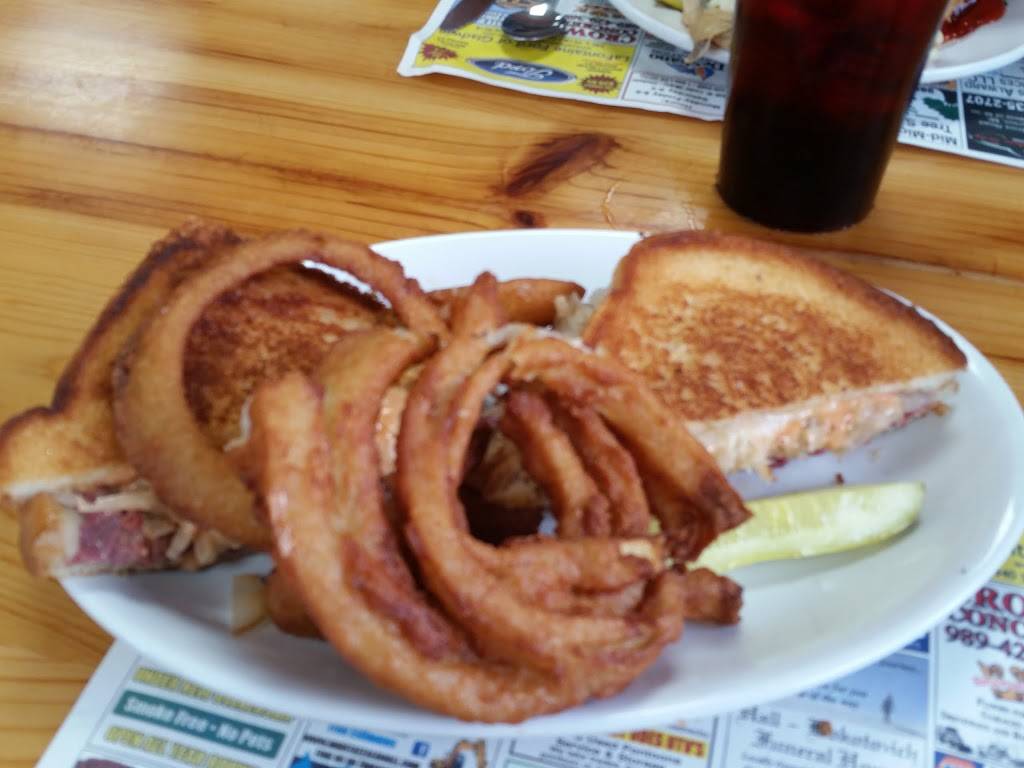 Woodland Diner | restaurant | 350 M-61, Gladwin, MI 48624, USA | 9894267440 OR +1 989-426-7440