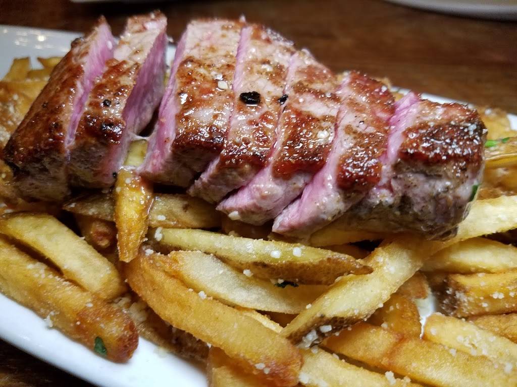 DeVine Wine & Grill | restaurant | 15 Alafaya Woods Blvd #117, Oviedo, FL 32765, USA | 4073595016 OR +1 407-359-5016