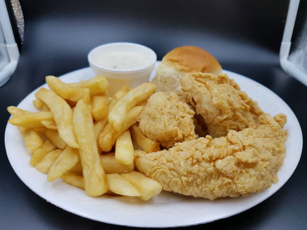 Thomas Fried Chicken | restaurant | 2514 W Marshall Dr, Grand Prairie, TX 75051, USA | 9726418088 OR +1 972-641-8088