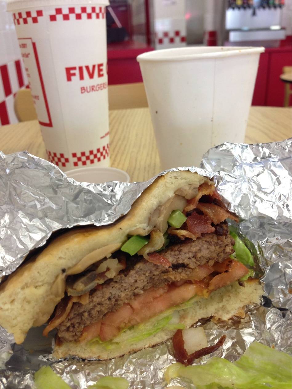 Five Guys | meal takeaway | 4116 Summit Plaza Dr, Louisville, KY 40241, USA | 5024261702 OR +1 502-426-1702