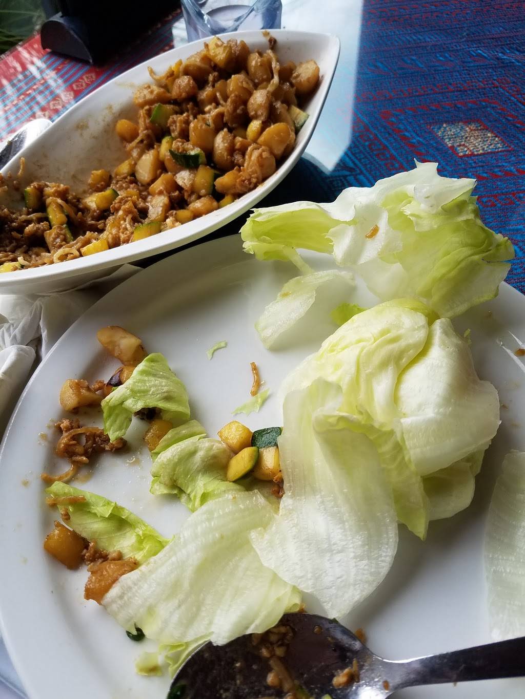 Tantra Asian Bistro | restaurant | 589 E 53rd St, Davenport, IA 52807, USA | 5634458898 OR +1 563-445-8898