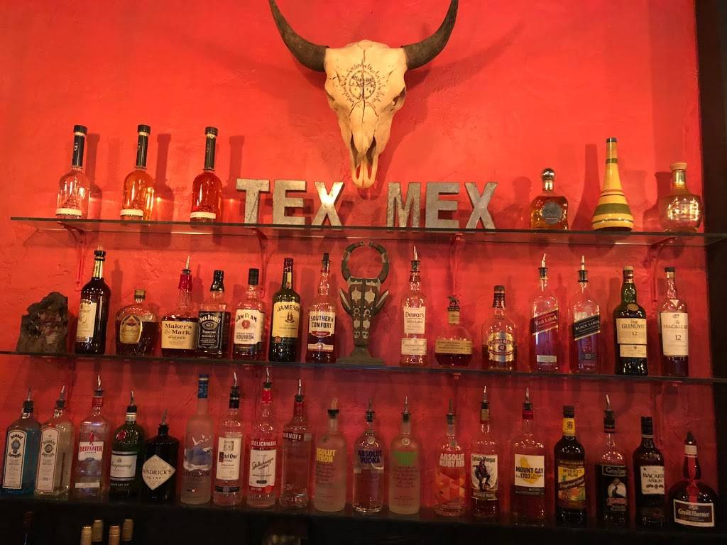 Jakes Tex-mex | restaurant | 2023 14th Ave, Vero Beach, FL 32960, USA | 7729251354 OR +1 772-925-1354