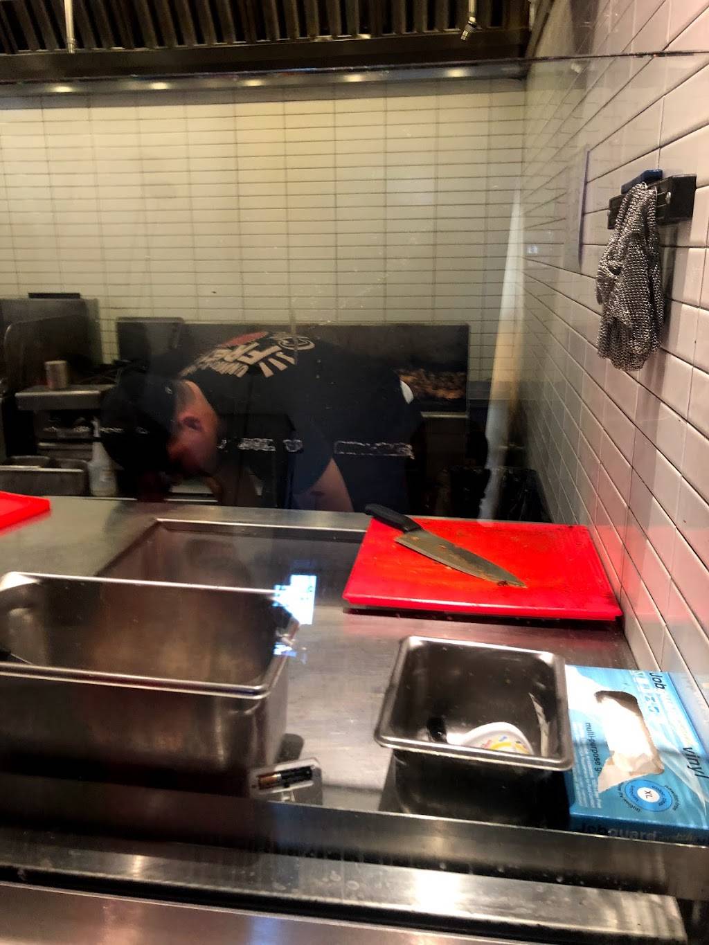 Chipotle Mexican Grill | restaurant | 4009 Broadway, New York, NY 10032, USA | 6464125429 OR +1 646-412-5429