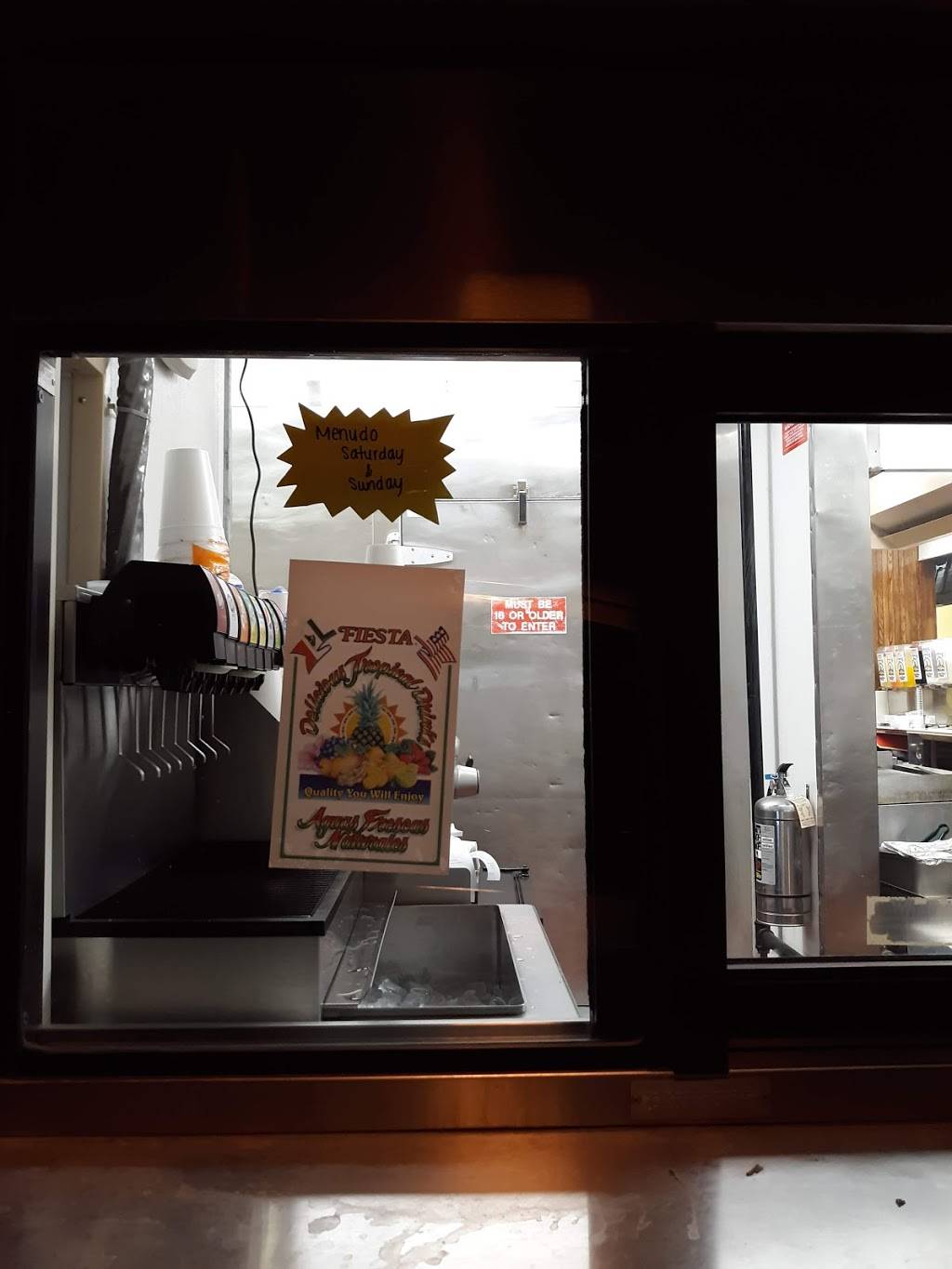 DeLeons | restaurant | 11920 W Center Frontage Rd N, Omaha, NE 68144, USA | 4029642919 OR +1 402-964-2919