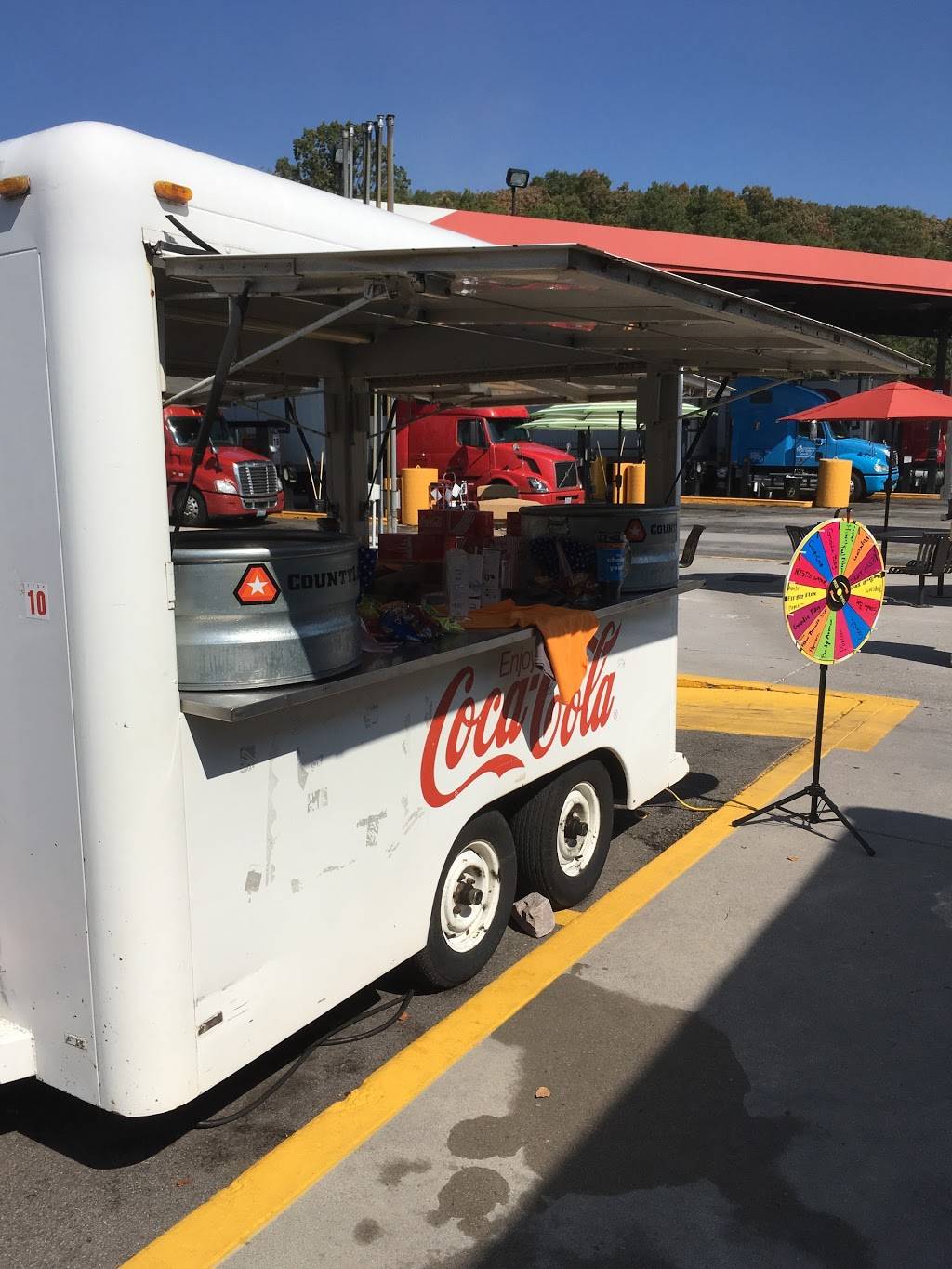 Flying J Travel Center | restaurant | 800 Watt Rd, Knoxville, TN 37932, USA | 8655317400 OR +1 865-531-7400