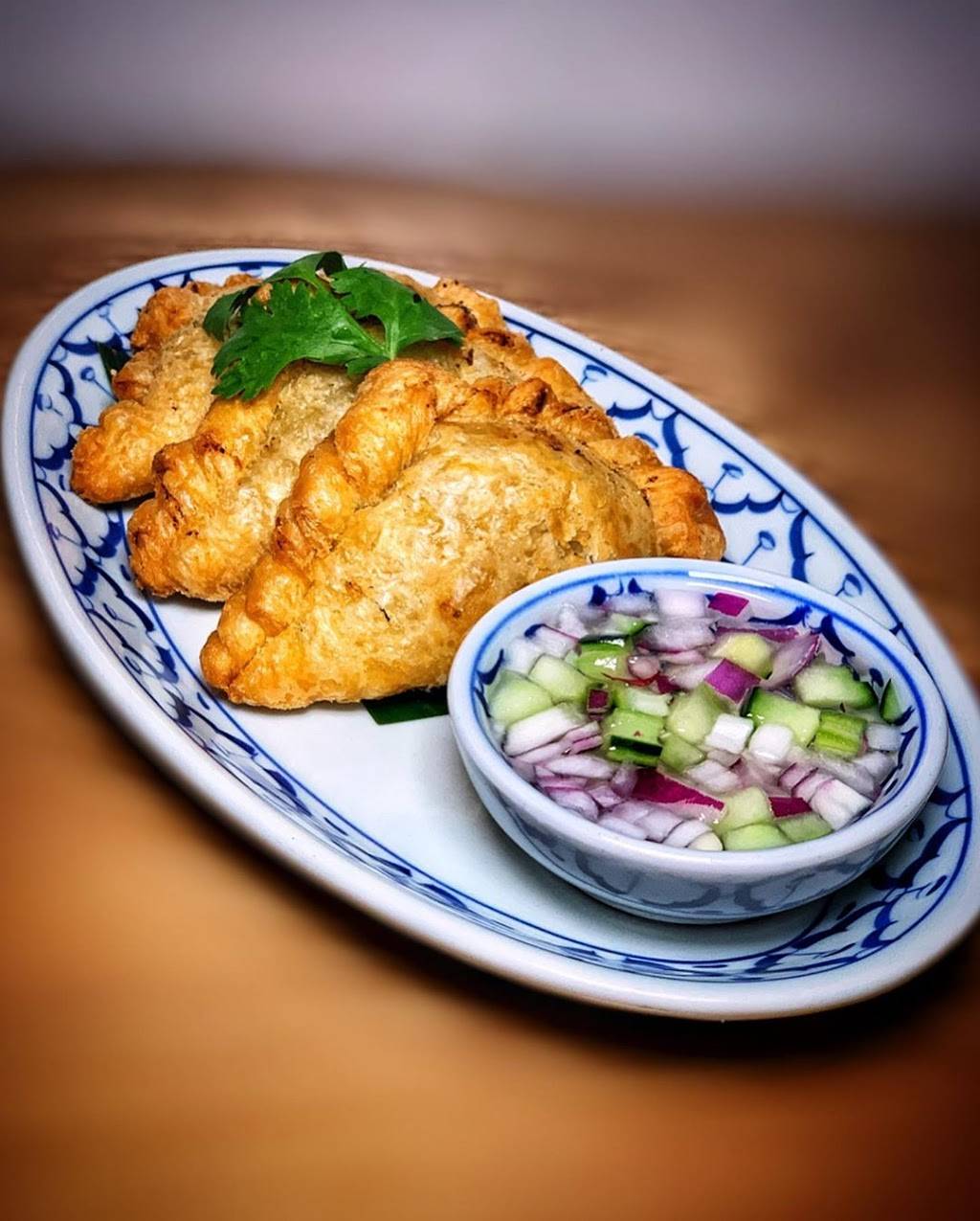 Glur Thai | restaurant | 144 W 19th St, New York, NY 10011, USA | 2127389898 OR +1 212-738-9898