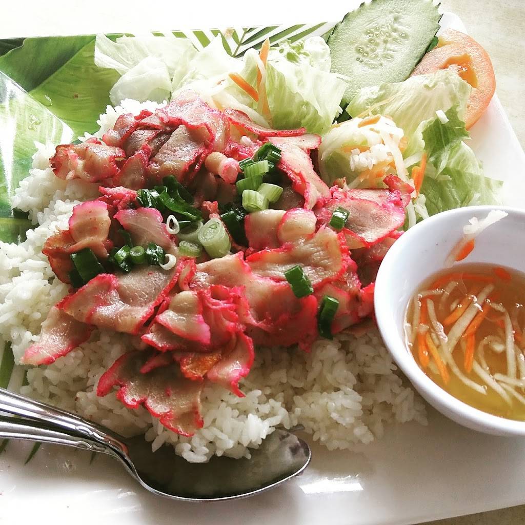 Pho La Jolla | restaurant | 3211 Holiday Ct, La Jolla, CA 92037, USA | 8585874688 OR +1 858-587-4688