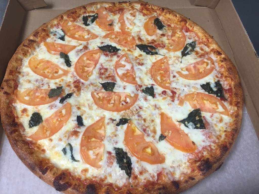 Avelinos Pizza | meal delivery | 382 Grand Ave, New Haven, CT 06513, USA | 2037733333 OR +1 203-773-3333