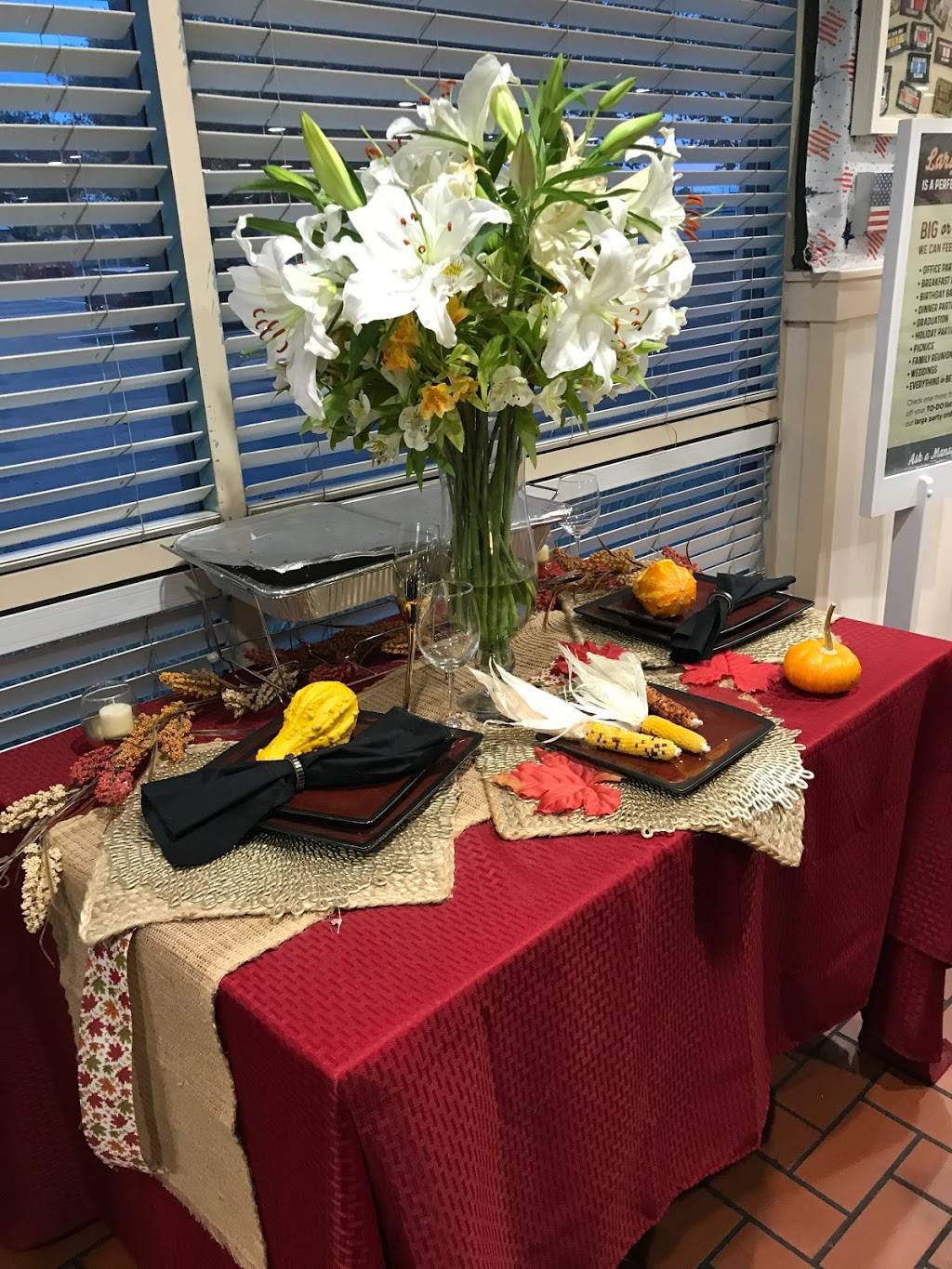 HomeTown Buffet | restaurant | 1318 N Azusa Ave, Covina, CA 91722, USA | 6269156066 OR +1 626-915-6066