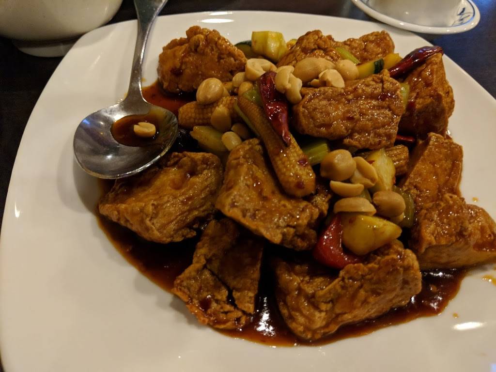 Red Tea House | restaurant | 1717 Cochran Rd, Pittsburgh, PA 15220, USA | 4125616336 OR +1 412-561-6336