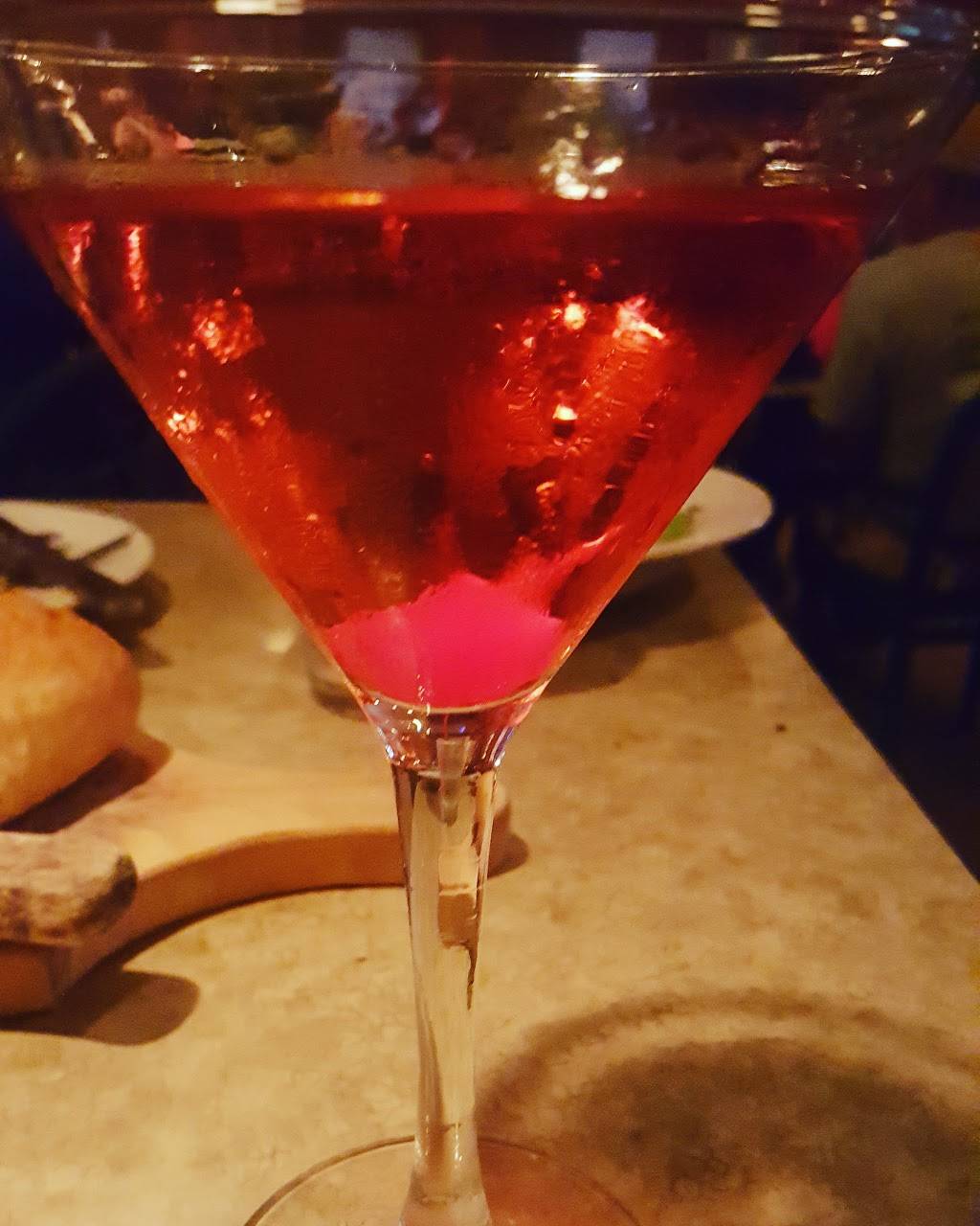 Adams Lake Pub | restaurant | 5365 E 620 S, Wolcottville, IN 46795, USA | 2608543463 OR +1 260-854-3463