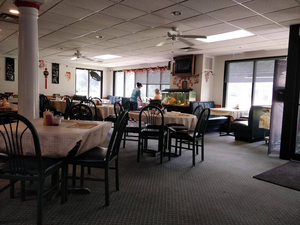 Moos Place | restaurant | 7415 Red Arrow Hwy, Watervliet, MI 49098, USA | 2694636688 OR +1 269-463-6688
