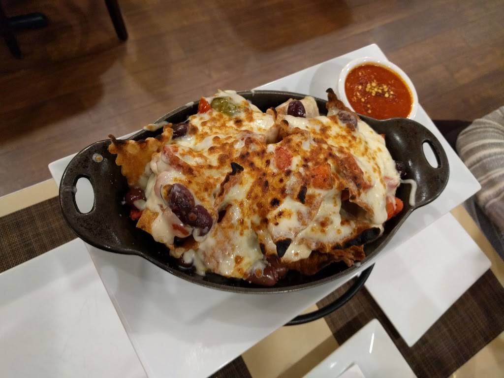 The Upper Crust | restaurant | 442 Central Ave, Cedarhurst, NY 11516, USA | 5163417211 OR +1 516-341-7211