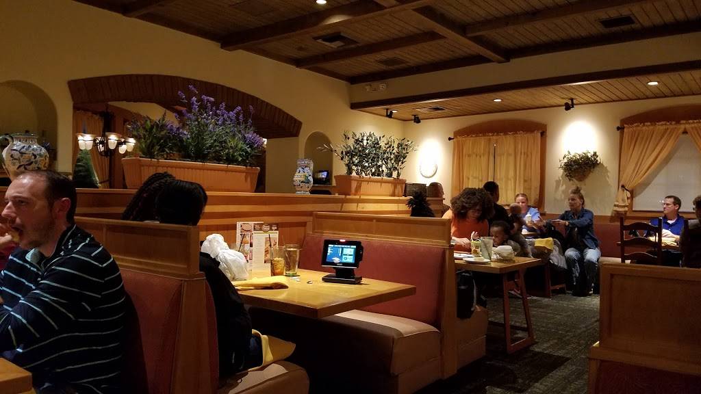 Olive Garden Italian Restaurant | meal takeaway | 1565 Scenic Hwy S, Snellville, GA 30078, USA | 6783449195 OR +1 678-344-9195