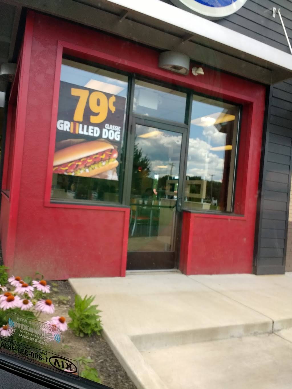 Burger King | restaurant | 1100 Village Plaza, Columbiana, OH 44408, USA | 3304823938 OR +1 330-482-3938