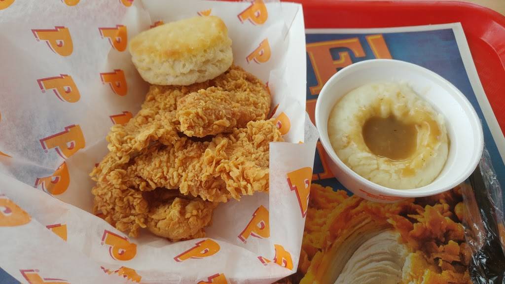 Popeyes Louisiana Kitchen | restaurant | 5245 W Colonial Dr, Orlando, FL 32808, USA | 4072996150 OR +1 407-299-6150