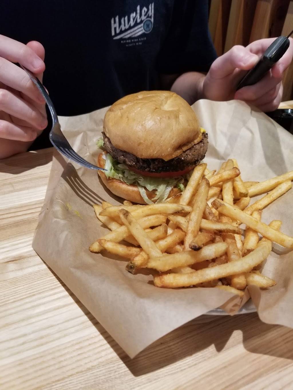 Grub Burger Bar | restaurant | 2917 SW 35th Dr, Gainesville, FL 32608, USA | 3525051990 OR +1 352-505-1990