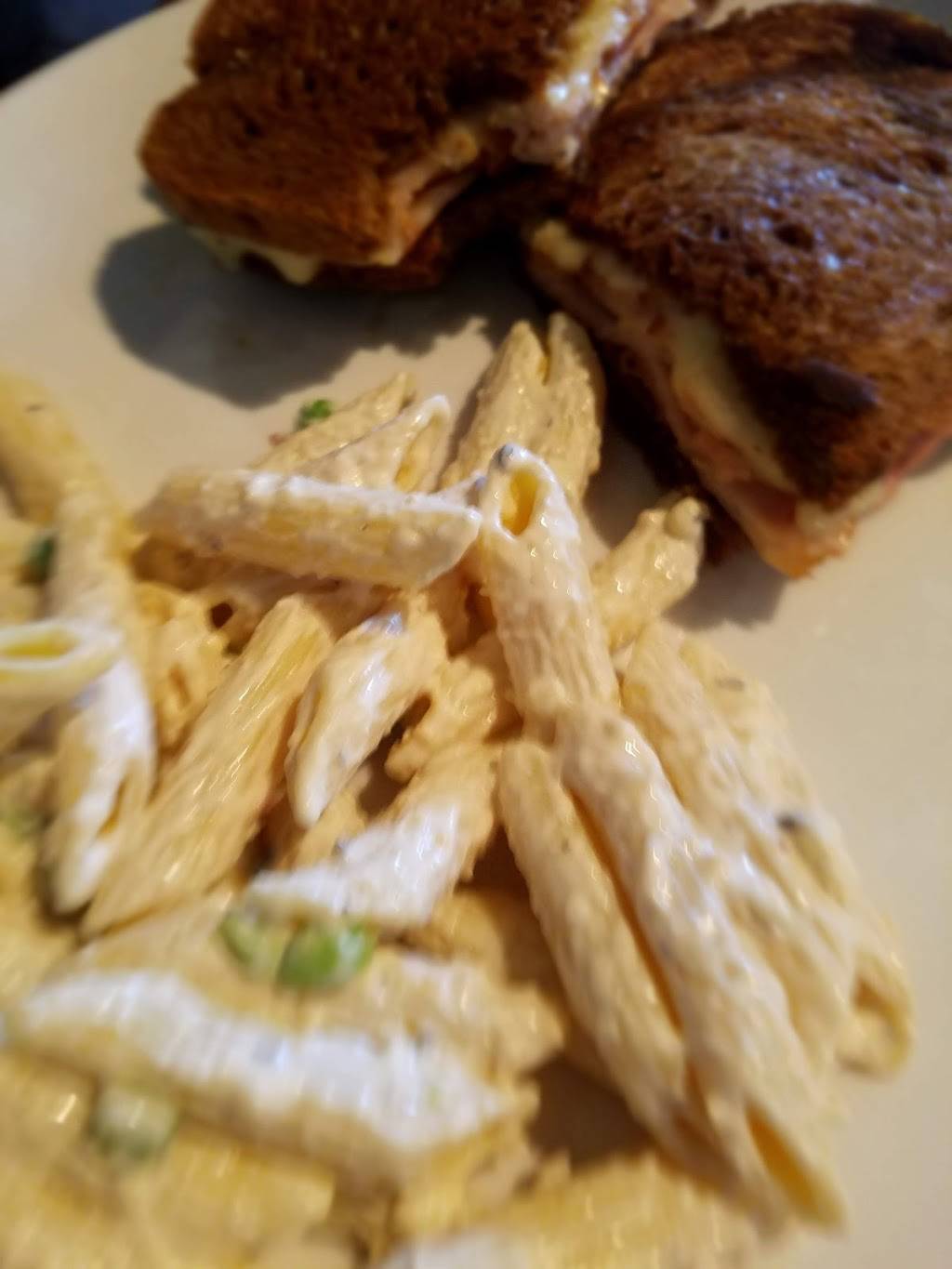 Bleu Restaurant and Bar | restaurant | 3425 Frontis St, Winston-Salem, NC 27103, USA | 3367602026 OR +1 336-760-2026