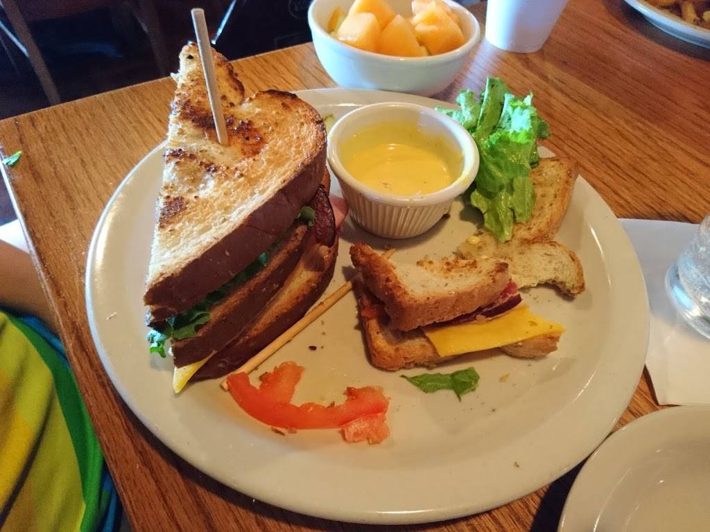 Raffertys of Clarksville | restaurant | 2813 Wilma Rudolph Blvd, Clarksville, TN 37040, USA | 9315530457 OR +1 931-553-0457