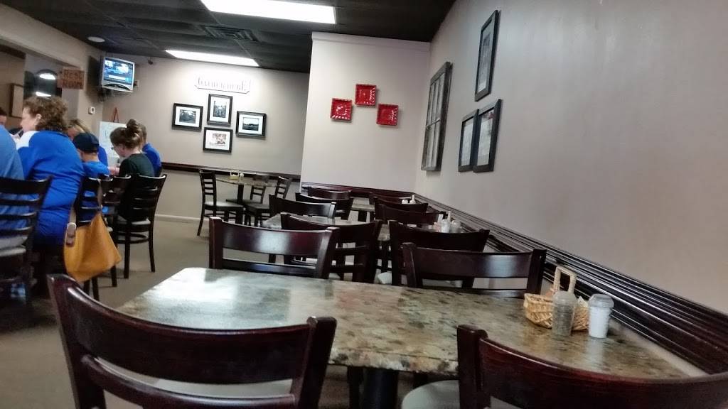 C P Deli | restaurant | 3707 Crill Ave, Palatka, FL 32177, USA | 3863281199 OR +1 386-328-1199