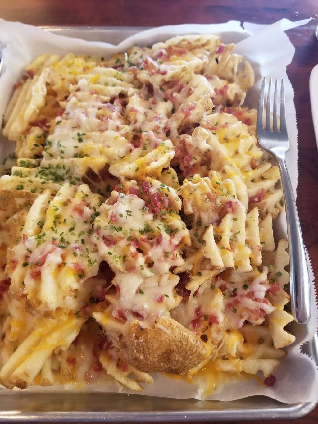 Rooster & The Crow | restaurant | 225 S Water St Suite H, Wilmington, NC 28401, USA | 9103994780 OR +1 910-399-4780