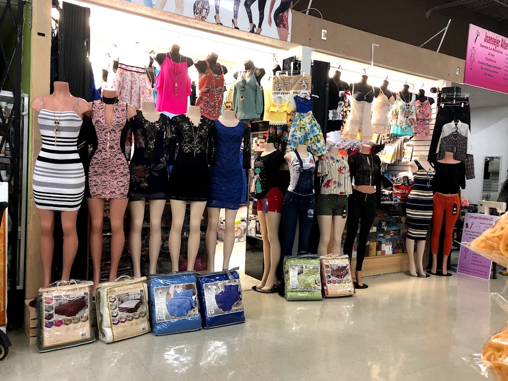 Novedades Kimberly | restaurant | Dentro de compare foods, 3600 N Sharon Amity Rd, Charlotte, NC 28205, USA | 7044089309 OR +1 704-408-9309