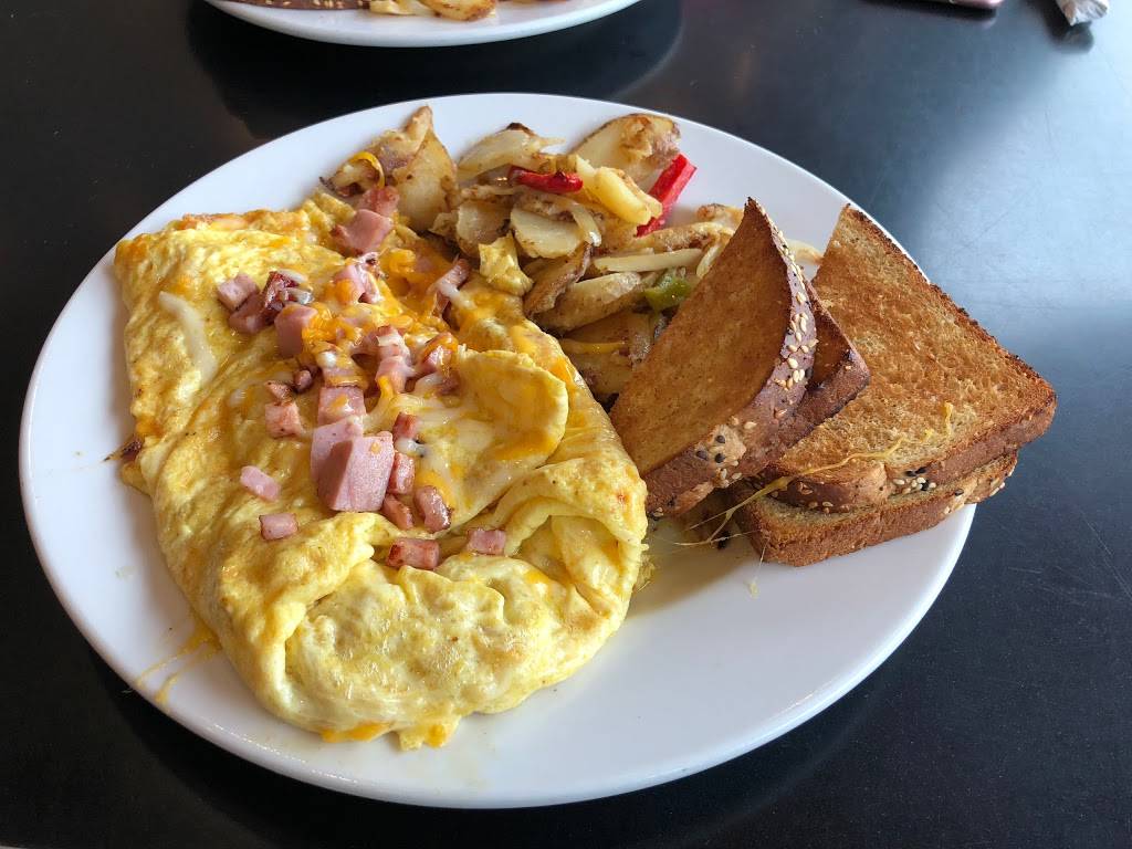 Rubys Diner | restaurant | 100 Citadel Dr #222, Commerce, CA 90040, USA | 3233827829 OR +1 323-382-7829