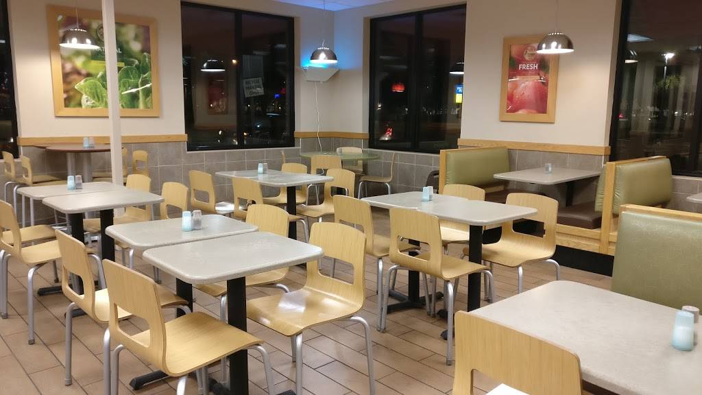 Wendys | restaurant | 3611 SW Archer Rd, Gainesville, FL 32608, USA | 3523783089 OR +1 352-378-3089