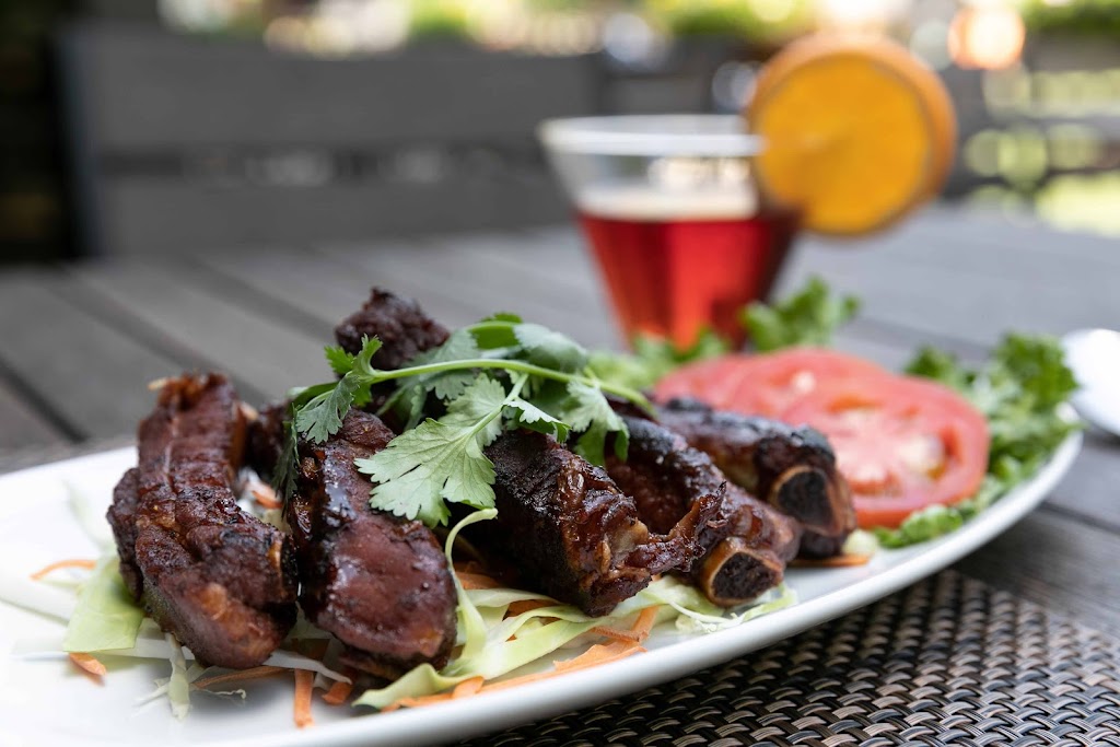 Bamboo Pennys | restaurant | 5270 W 116th Pl, Leawood, KS 66211, USA | 9132327695 OR +1 913-232-7695