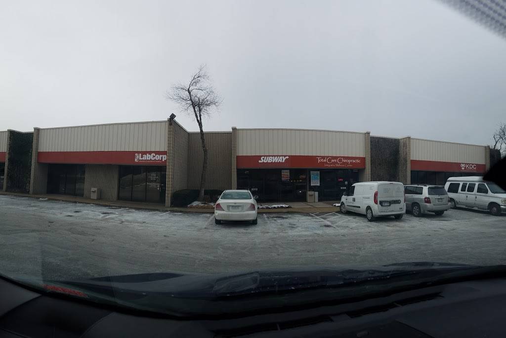 Subway | meal takeaway | 6312 College Blvd, Overland Park, KS 66211, USA | 9134519993 OR +1 913-451-9993