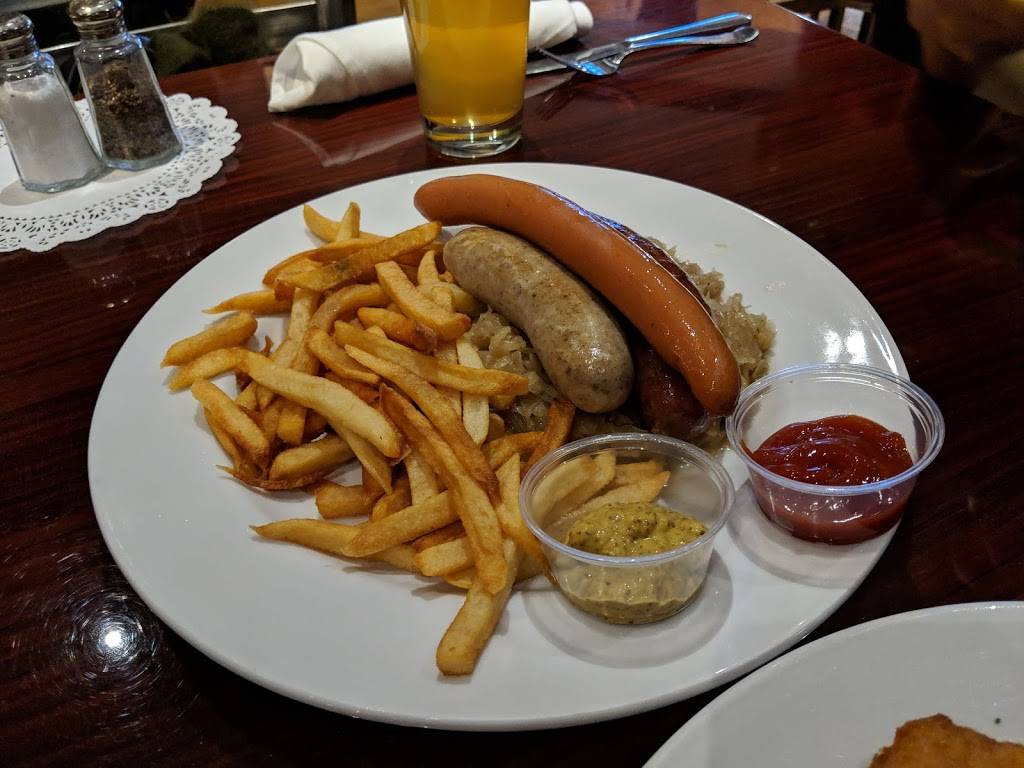 Hansa Brewery | restaurant | 2717 Lorain Ave, Cleveland, OH 44113, USA | 2166316585 OR +1 216-631-6585