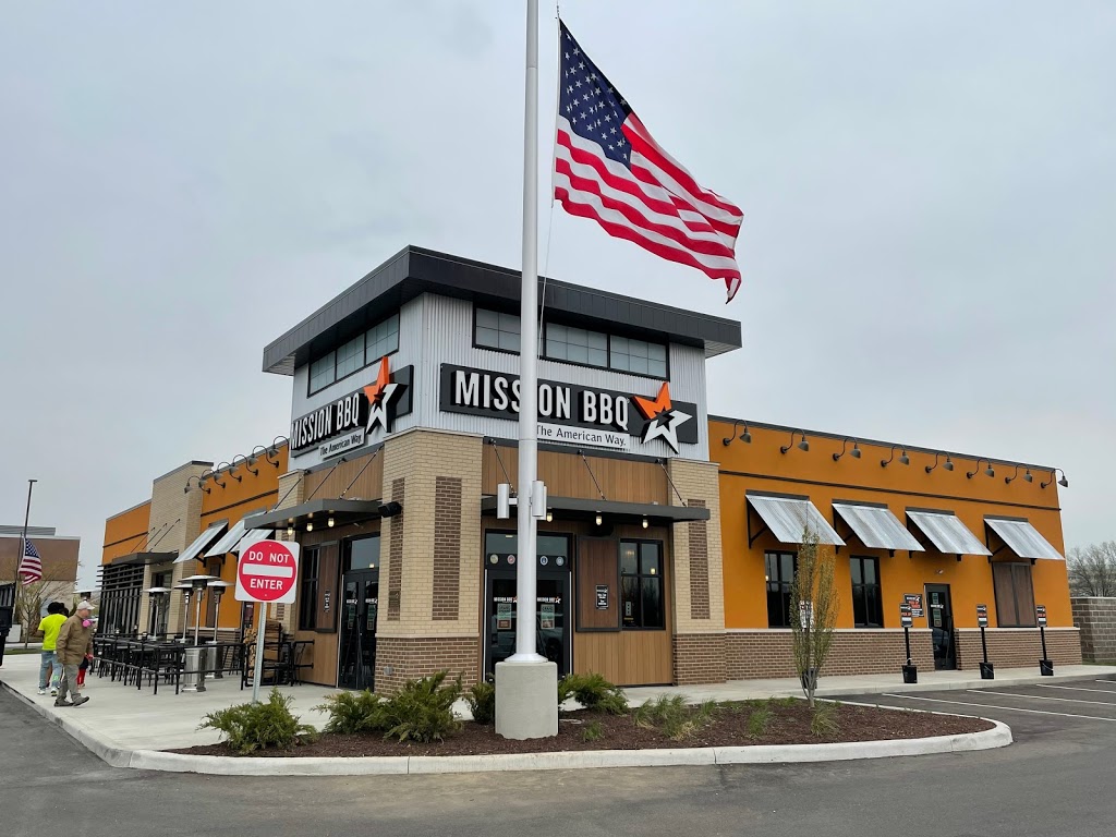 Mission Bbq | restaurant | 5230 N Main St, Mishawaka, IN 46545, USA | 5743553434 OR +1 574-355-3434