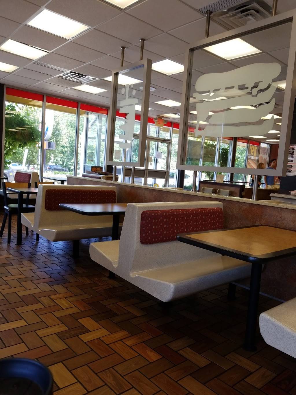 Burger King | restaurant | Route 516 &, Bushnell Rd, Old Bridge, NJ 08857, USA | 7326799797 OR +1 732-679-9797