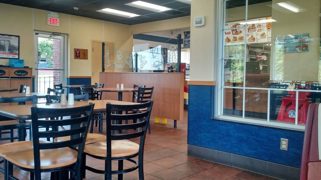 KFC | restaurant | 882 E Main St, Bedford, VA 24523, USA | 5405863377 OR +1 540-586-3377