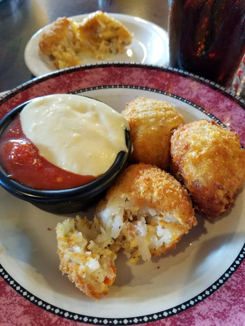 Tin Roof Grill | restaurant | 9284 700 E, Sandy, UT 84070, USA | 8015665226 OR +1 801-566-5226