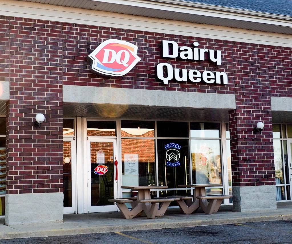 Dairy Queen | restaurant | 7 S Sutton Rd, Streamwood, IL 60107, USA | 6308302700 OR +1 630-830-2700