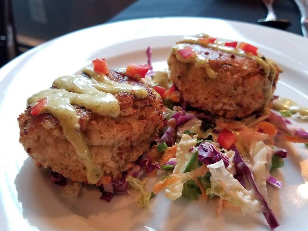 Village Tavern | restaurant | 110 Alfred Rd, Kennebunk, ME 04043, USA | 2076047954 OR +1 207-604-7954