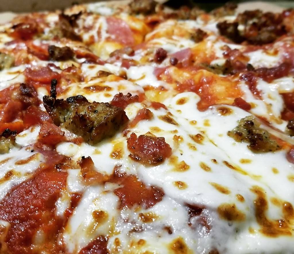 Dominos Pizza | meal delivery | 4101 Main Ave, Groves, TX 77619, USA | 4099620505 OR +1 409-962-0505