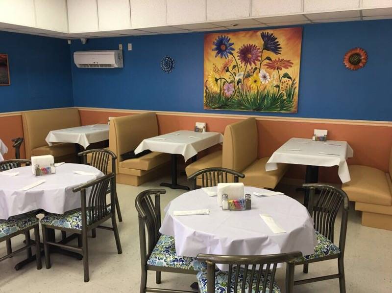 Peties Eats | restaurant | 1621 30th Ave, Gulfport, MS 39501, USA | 2282149595 OR +1 228-214-9595